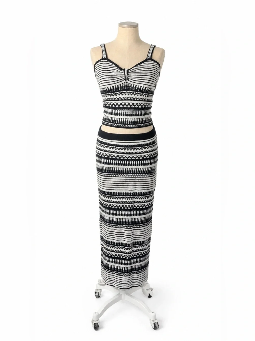Rachel Zoe Knit Sweater Set Black White Size Medium NWT Two Piece Maxi Skirt
